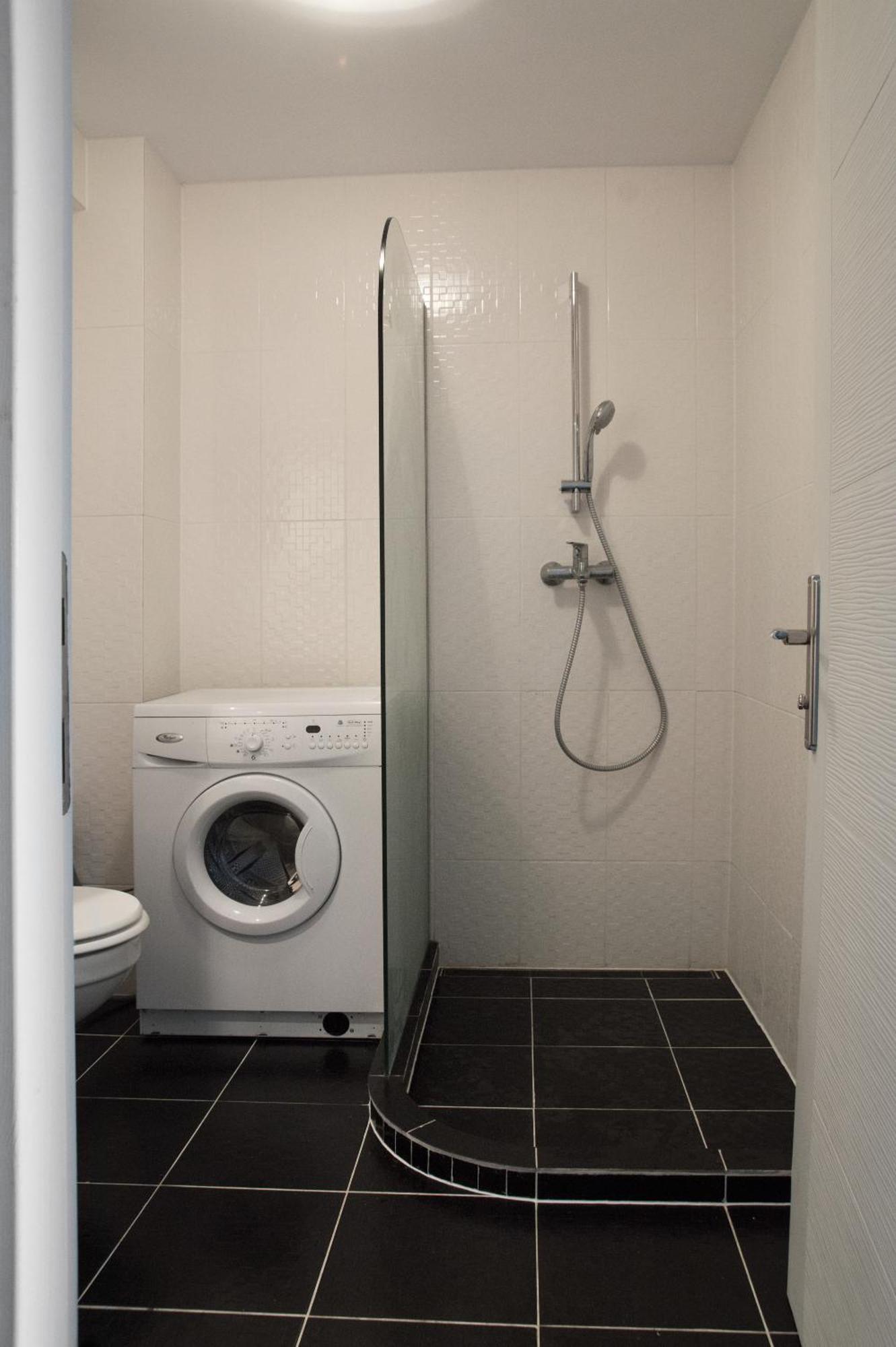 Airport Residence - 5 Mins From Airport Otopeni Exteriör bild