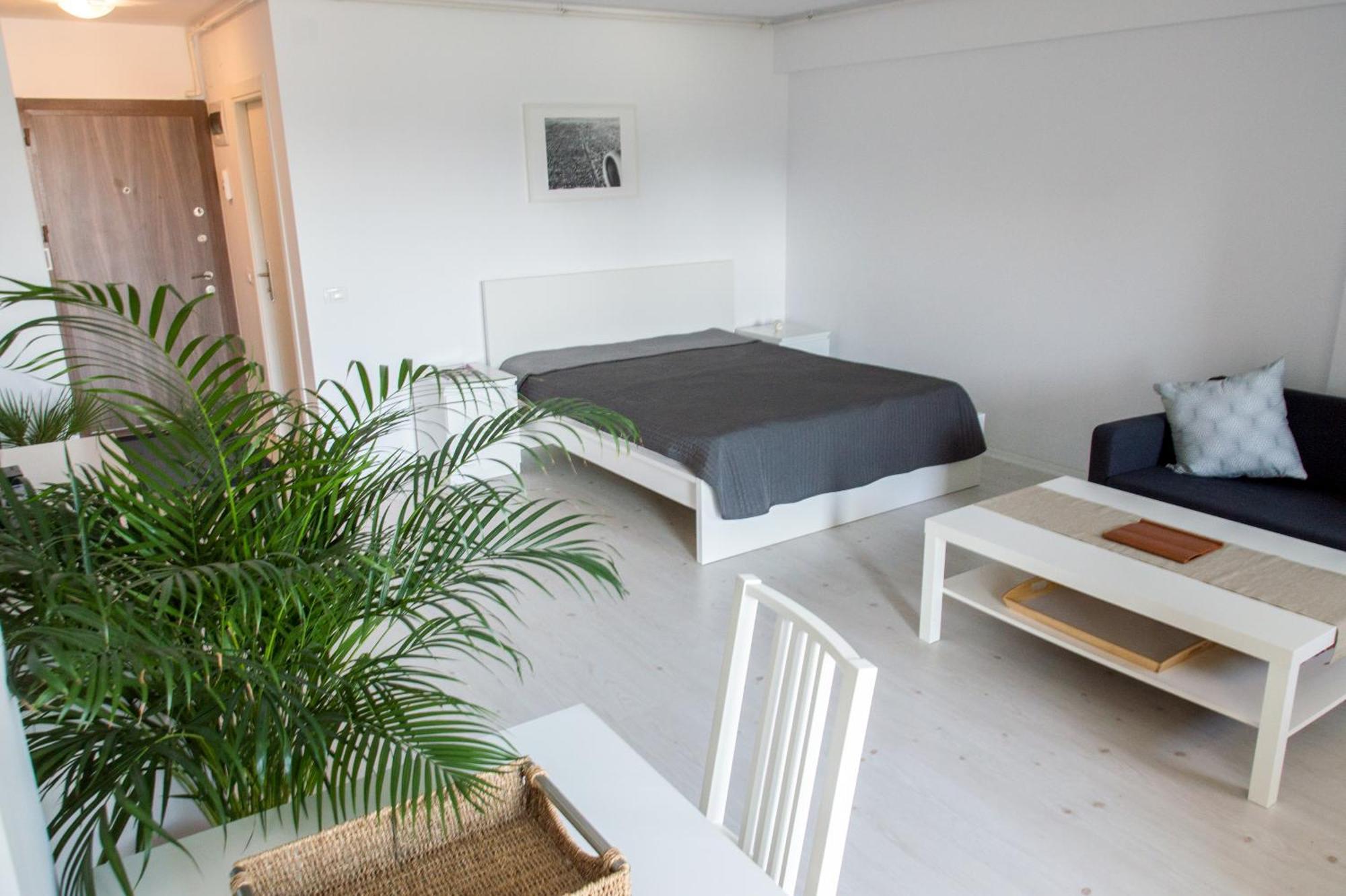 Airport Residence - 5 Mins From Airport Otopeni Exteriör bild